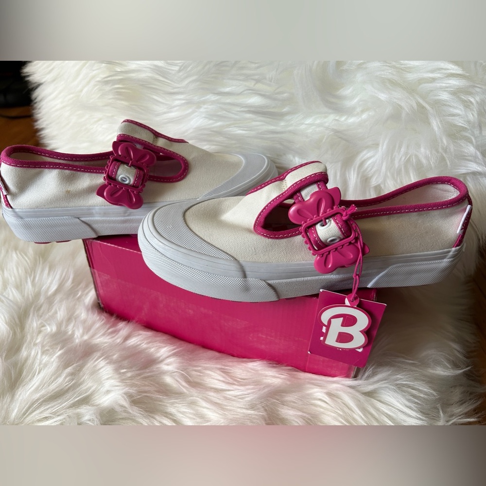 Vans X Barbie Style 93 DX Shoe - Picture 2 of 11
